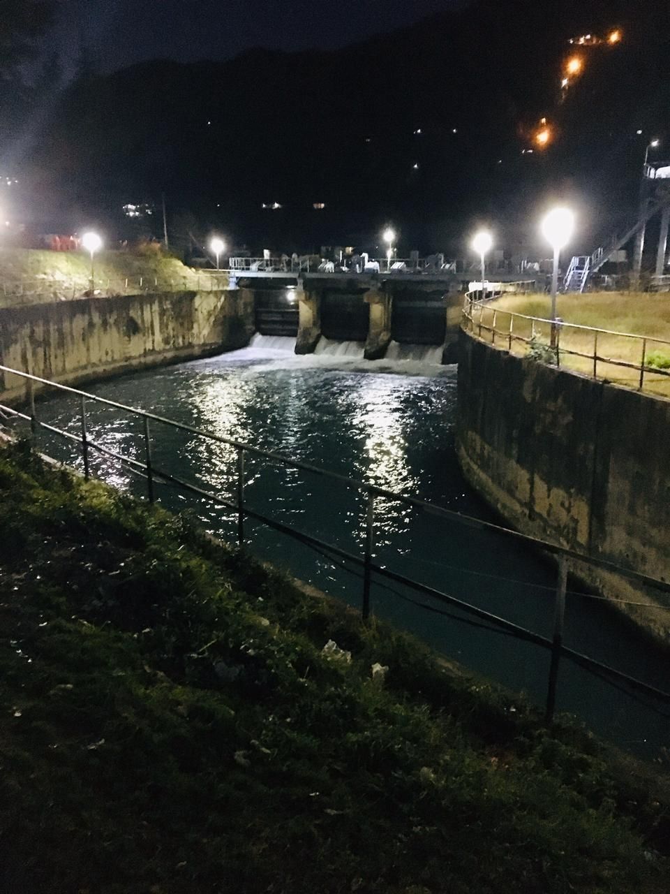 Photo of Trout Fish Farm, Ghatasani-Barot Road, Barot, Himachal Pradesh, India by Kapil Bhardwaj