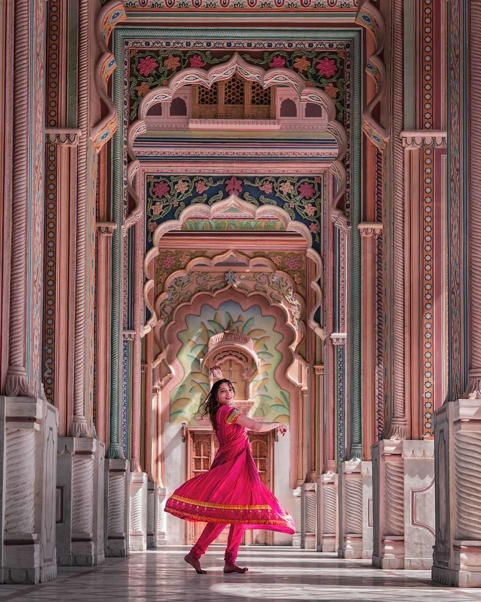 Photo of FIRST TIME EXPLORING JAIPUR & ALSO SHARING MY HOSTEL EXPERIENCE II JAIPUR VLOG RAJASTHAN by Suman Kothari