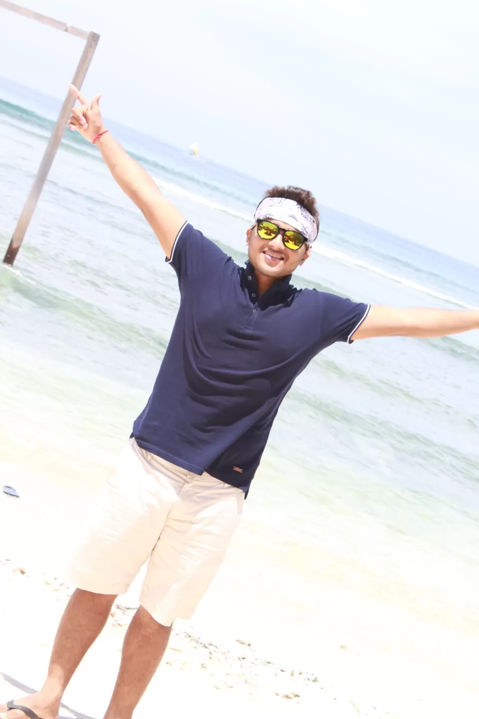 Photo of Gili Trawangan, Gili Indah, North Lombok Regency, West Nusa Tenggara, Indonesia by Vinita Jain