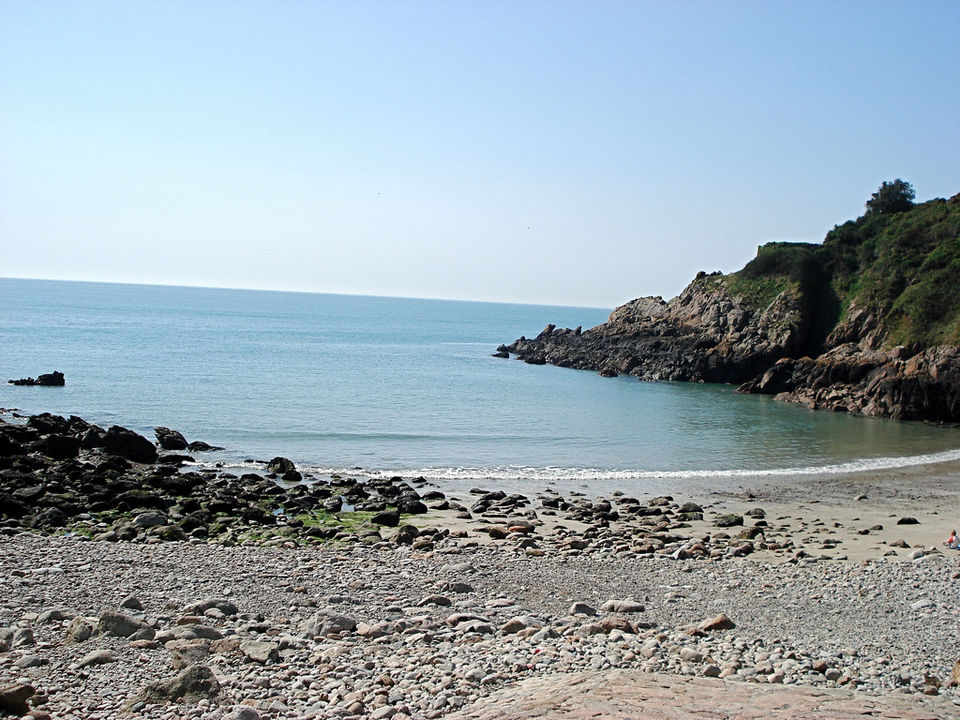 Country Walks by the Sea in Guernsey StPeter Port to Petit Bot Area 1