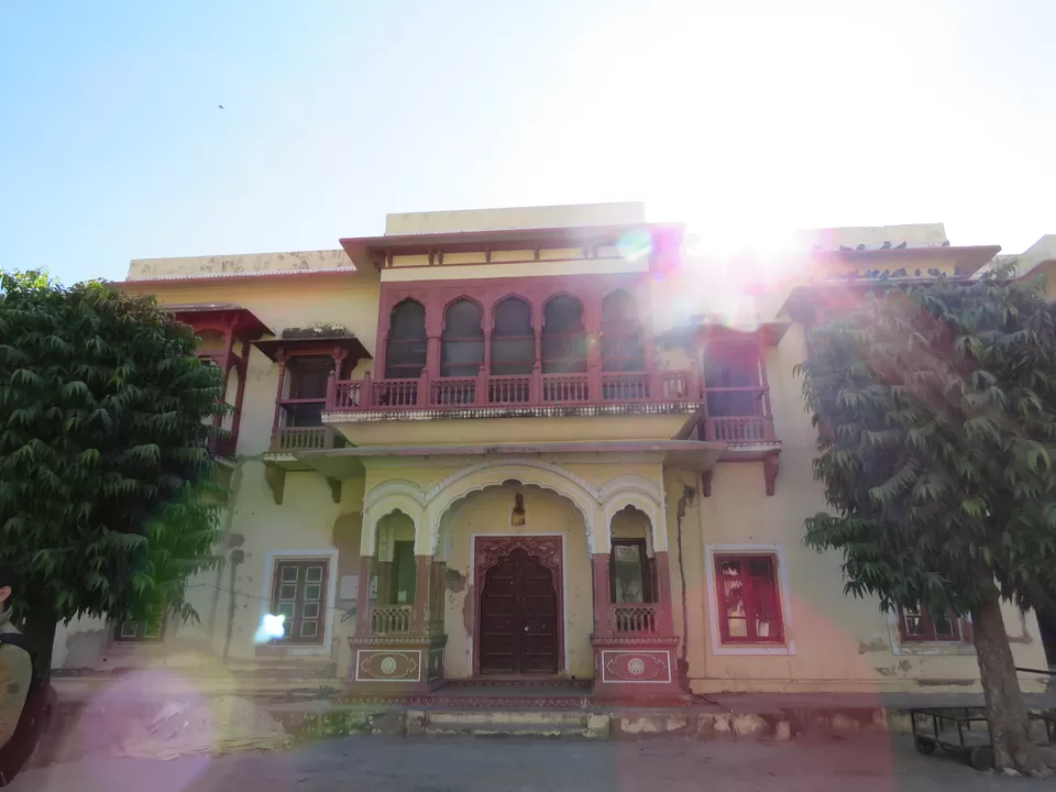Photo of City Palace, Gangori Bazaar, J.D.A. Market, Pink City, Jaipur, Rajasthan by Poonam Kanyal