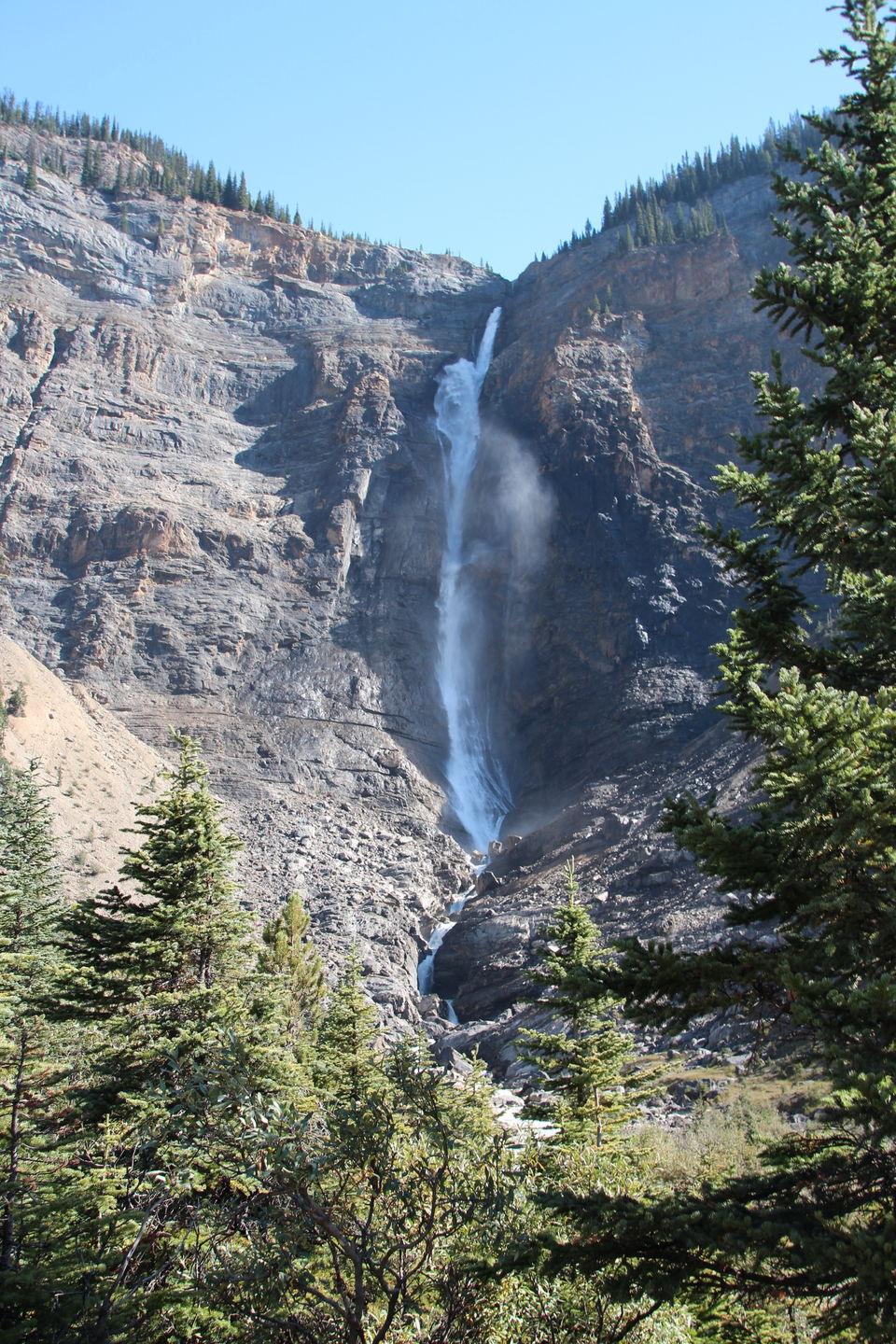Photo of Takakkaw Falls, Columbia-Shuswap A, Brits-Columbia, Canada by Jens Van De Voorde
