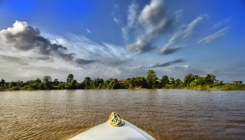 Photo of Denwa Backwater Escape, Sarangpur, Madhya Pradesh, India by anu marwah