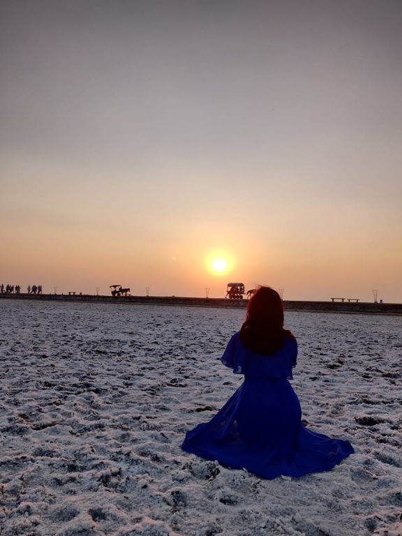 Photo of Rann Of Kutch- Couple On A Road Trip by Shalaaka Abijith