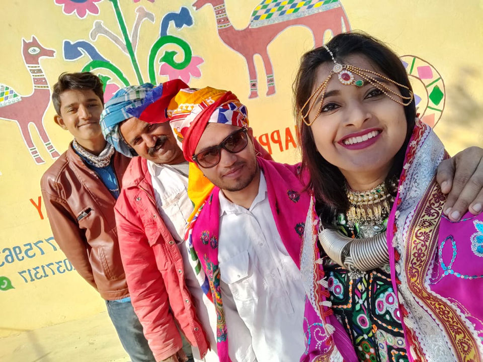 Photo of Rann Of Kutch- Couple On A Road Trip by Shalaaka Abijith