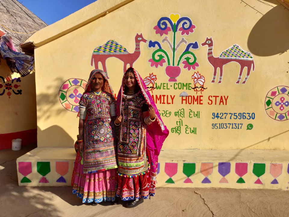 Photo of Rann Of Kutch- Couple On A Road Trip by Shalaaka Abijith