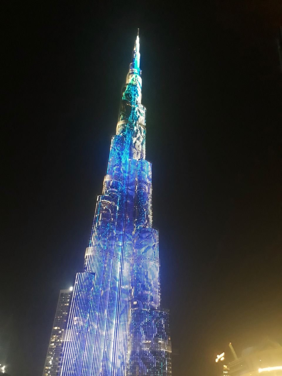 Photo of The Dubai Fountain - Sheikh Mohammed bin Rashid Boulevard - Dubai - United Arab Emirates by Butterfly Travel Treats