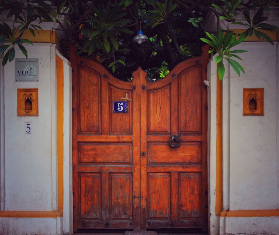 Photo of White Town, Puducherry, India by Nitish Nichenam