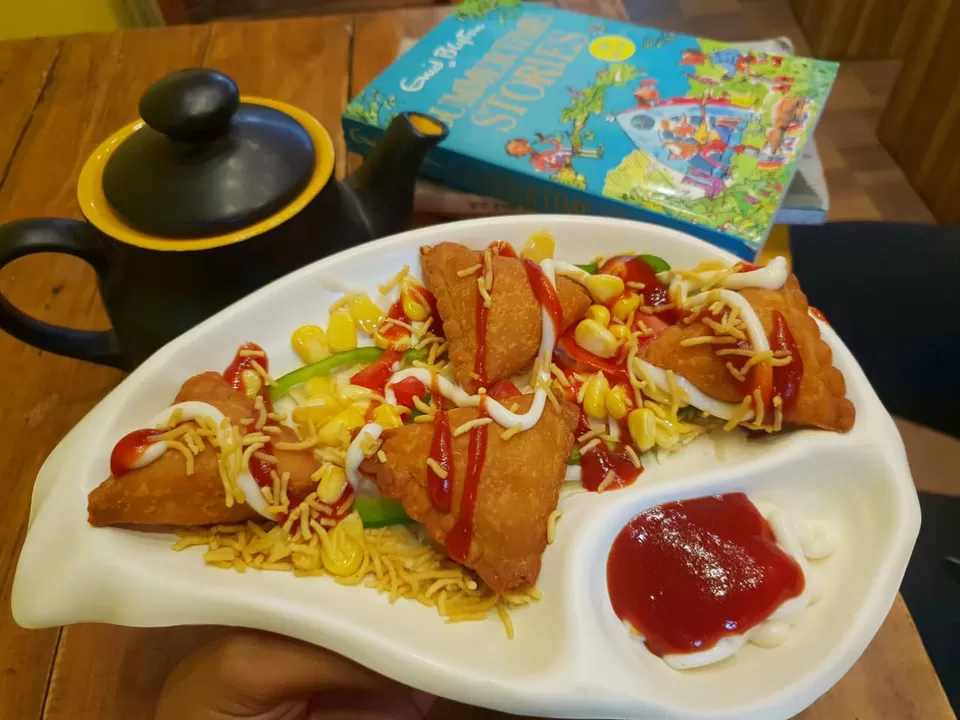 Photo of Samocha : Stories Around Chai, Khalasi Line, Swaroop Nagar, Kanpur, Uttar Pradesh, India by Prageet Goel 