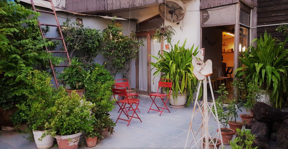 Photo of Stay at this AirBnB Overlooking the Hauz Khas Lake For That Much Needed Staycation by Prageet Goel