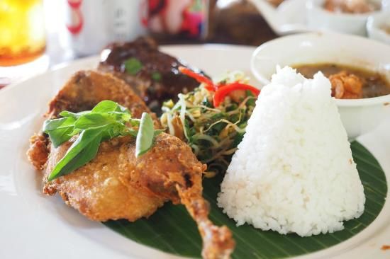 Photo of When in Bali, indulge in these Entree - Traditional eats to try! #foodiefavourite by Shilpa Srinivas