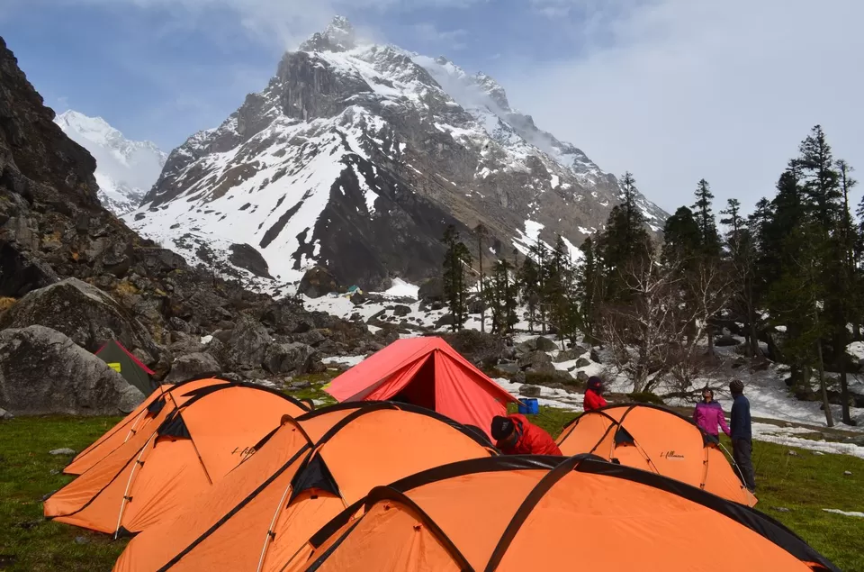 Photo of Har Ki Dun, Sankari Range, Uttarakhand, India by Alok Nanda
