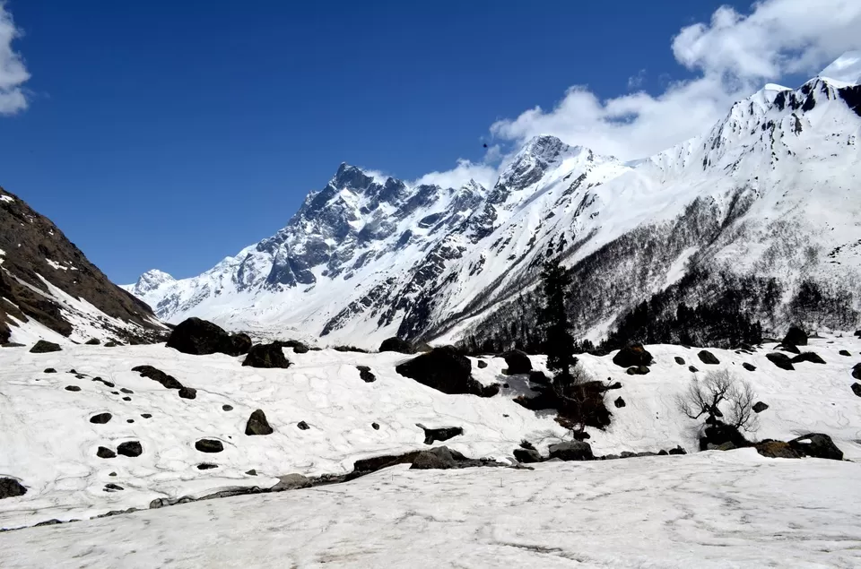 Photo of Har Ki Dun, Sankari Range, Uttarakhand, India by Alok Nanda