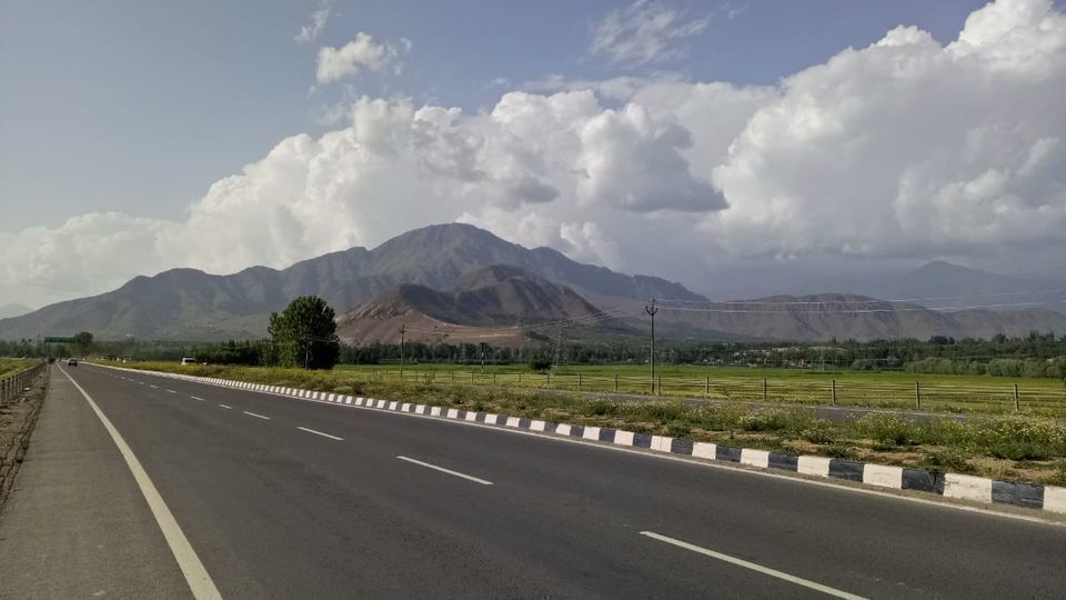 Photo of Couples Ride to Heaven on Earth (Kashmir & Ladakh) Part-I by Lalit Khot
