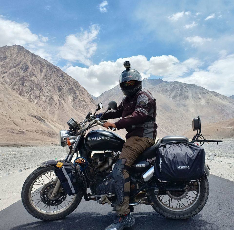 Photo of Couples ride to heaven on earth (Kashmir & Ladakh) Part-II by Lalit Khot