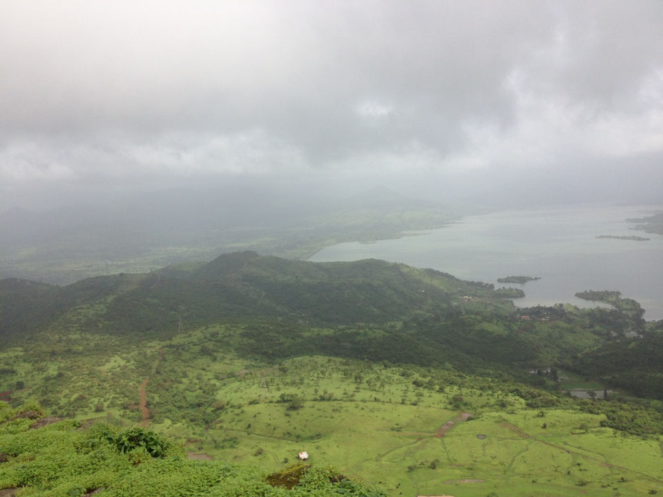 Photo of Trek To The Edge Of The World: Lohagad Fort by Sanket Dhume