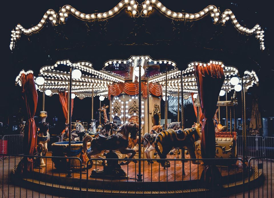 Photo of Ditch the Boring Movie and Dinner Routine for These Quirky Date Ideas 2/14 by Neeti Chopra