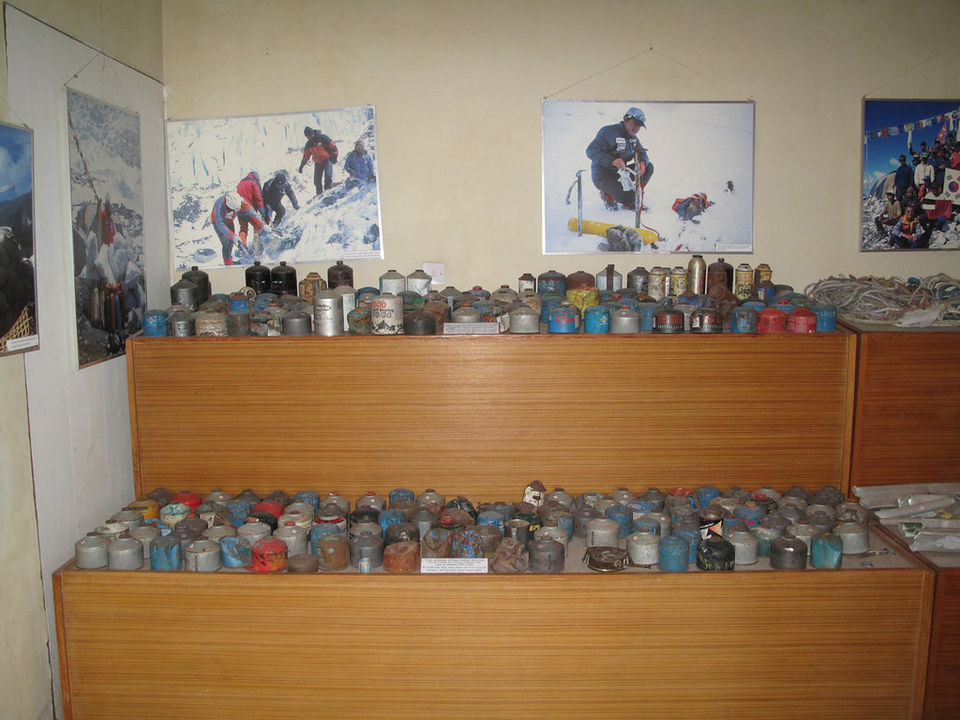 Photo of How the World's Highest Mountain Turned into the World's Highest Garbage Dump 2/3 by Neeti Chopra