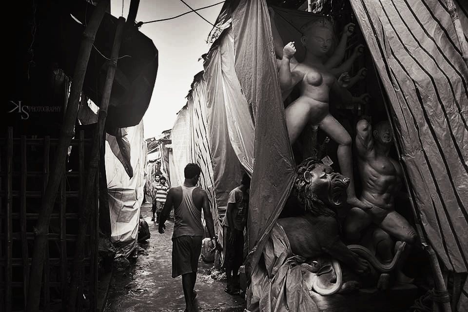 Photo of This 300-Year-Old Community Is the Reason Why Kolkata Had Its Magnificent Durga Puja 3/3 by Neeti Chopra