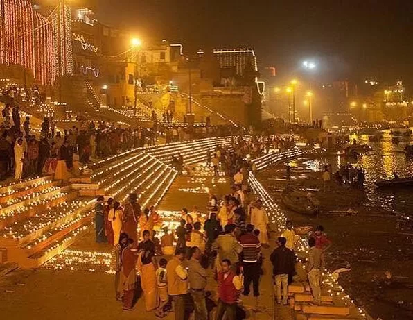 Photo of Varanasi, Uttar Pradesh, India by Neeti Chopra
