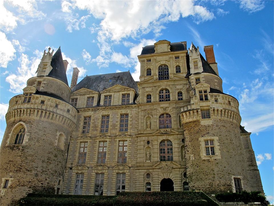 Photo of Terrifying True Stories Behind Haunted Places Around the World That Will Keep You up at Night by Neeti Chopra