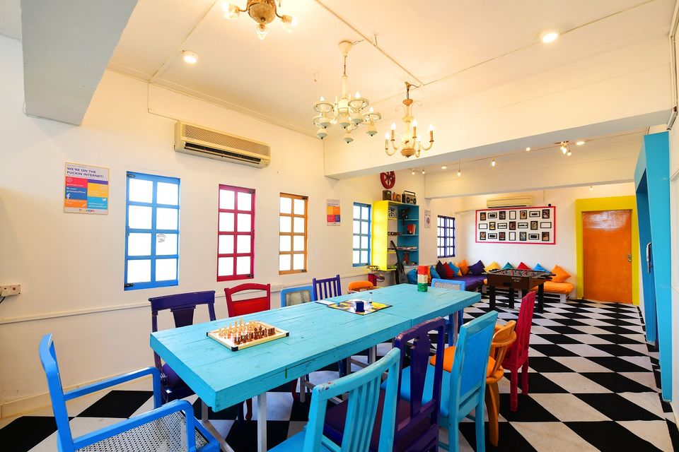 Photo of How My Friend and I Discovered the Essence of Mumbai at This Hidden Gem for Backpackers 4/17 by Neeti Chopra