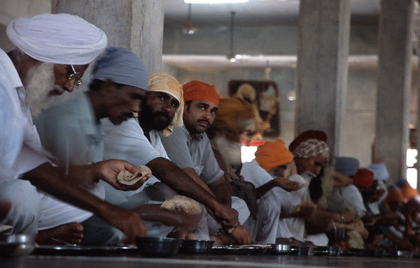 Photo of Big Hearts & Bigger Bellies: Here’s How My First Trip to Punjab Restored My Faith in Humanity! 12/17 by Neeti Chopra