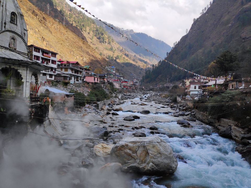 Photo of Manikaran, Himachal Pradesh, India by Swati Verma