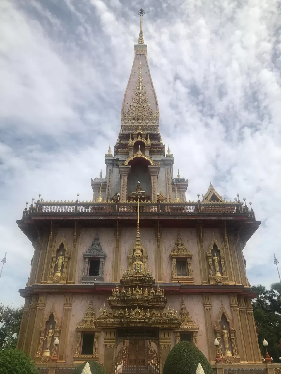 Photo of Chalong Temple, Luang Pho Chaem Road, Chalong, Mueang Phuket District, Phuket, Thailand by Swati Verma