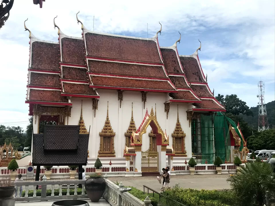 Photo of Chalong Temple, Luang Pho Chaem Road, Chalong, Mueang Phuket District, Phuket, Thailand by Swati Verma