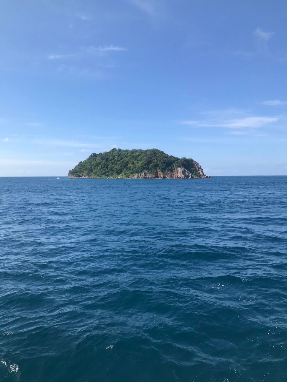 Photo of Phi Phi Islands, Krabi, Thailand by Swati Verma
