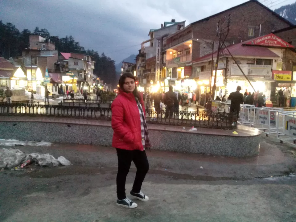 Photo of Mall Road, Manali, Himachal Pradesh by Ramya Shanivarsanthe Leelesh