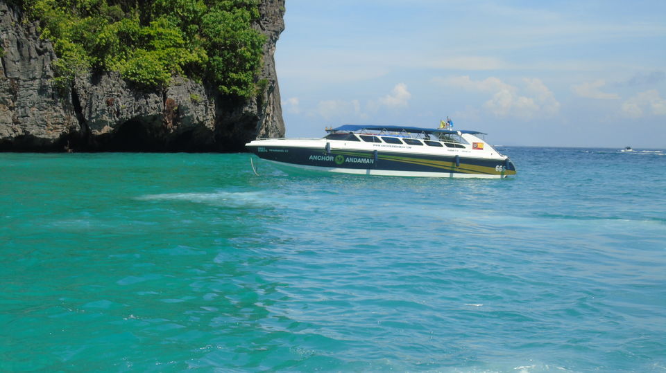 Photo of Phi Phi Island Ferry, Muang, Mueang Phuket District, Phuket, Thailand by Ramya Shanivarsanthe Leelesh