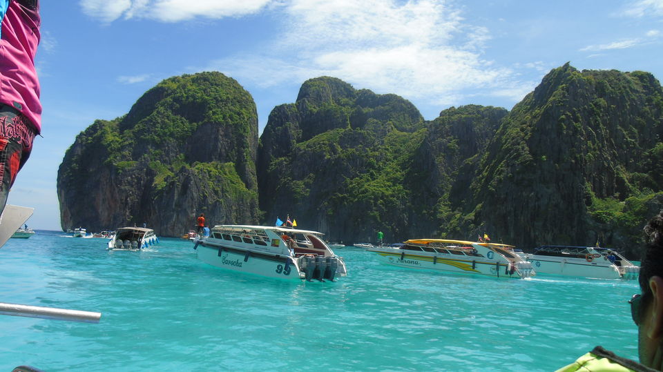 Photo of Phi Phi Island Ferry, Muang, Mueang Phuket District, Phuket, Thailand by Ramya Shanivarsanthe Leelesh