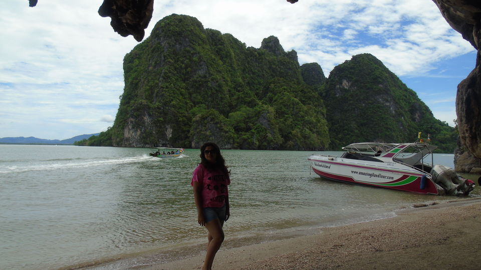 Photo of James Bond Island, Thailand by Ramya Shanivarsanthe Leelesh