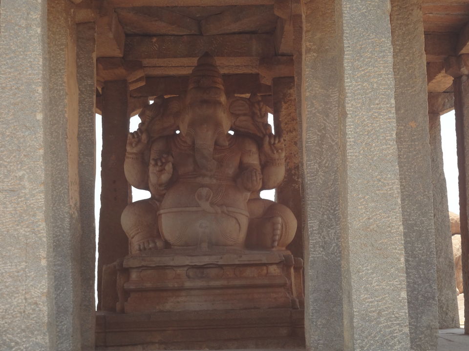 Photo of Hampi: Gem of India 26/44 by yogesh dharmadhikari