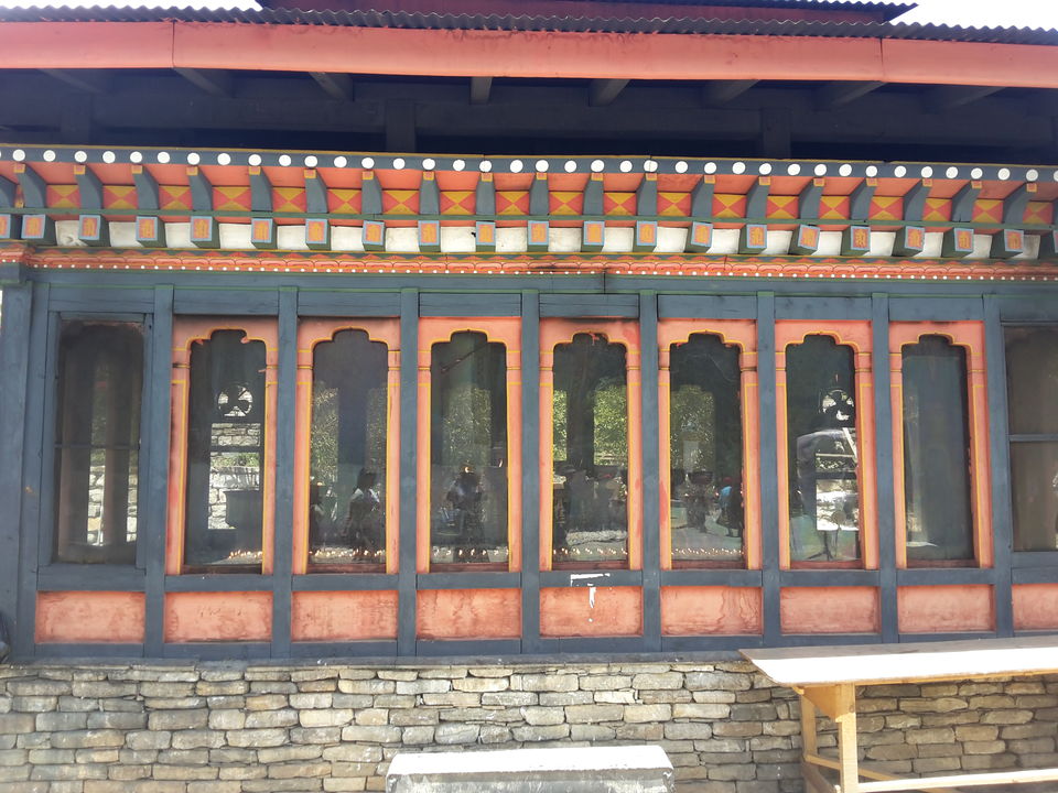 Photo of Kuzozangpola Bhutan!: 5 days Solo in the Land of the Thunder Dragon 6/46 by Ryokõ-shä
