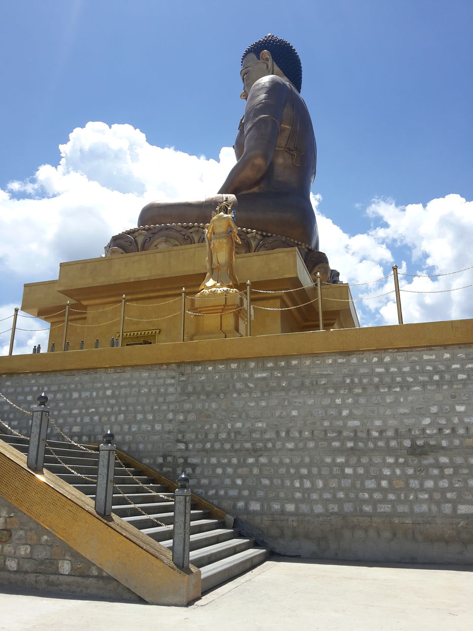 Photo of Kuzozangpola Bhutan!: 5 days Solo in the Land of the Thunder Dragon 9/46 by Ryokõ-shä