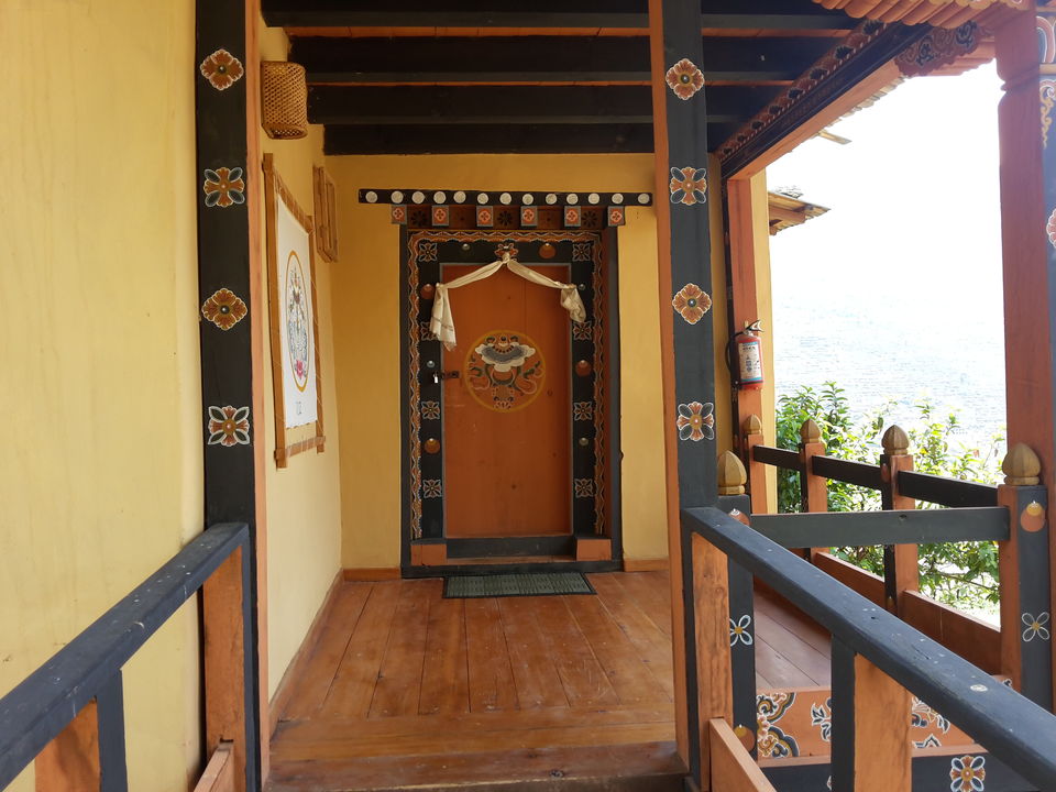 Photo of Kuzozangpola Bhutan!: 5 days Solo in the Land of the Thunder Dragon 28/46 by Ryokõ-shä