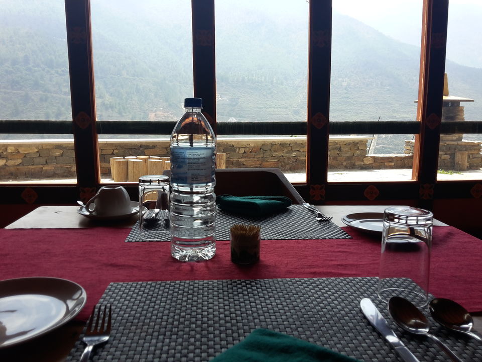 Photo of Kuzozangpola Bhutan!: 5 days Solo in the Land of the Thunder Dragon 30/46 by Ryokõ-shä