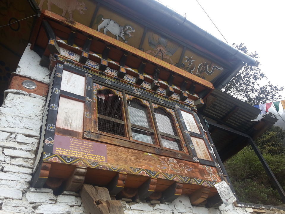 Photo of Kuzozangpola Bhutan!: 5 days Solo in the Land of the Thunder Dragon 41/46 by Ryokõ-shä