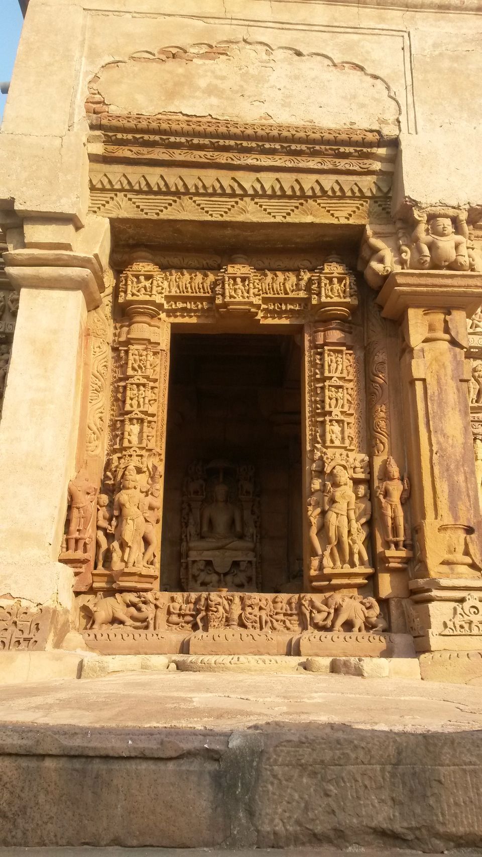 Photo of A pleasure trip to the Temple of Khajuraho! 11/24 by Ryokõ-shä