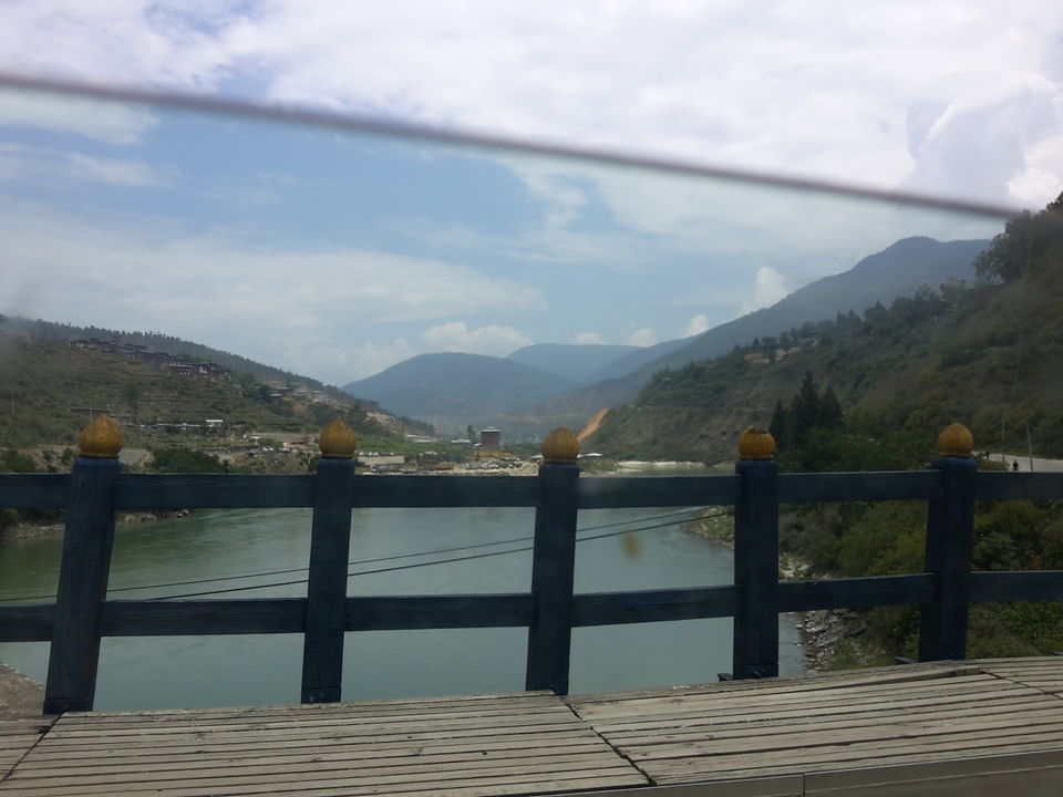 Photo of Wangdue Phodrang, Bhutan by Ryokõ-shä