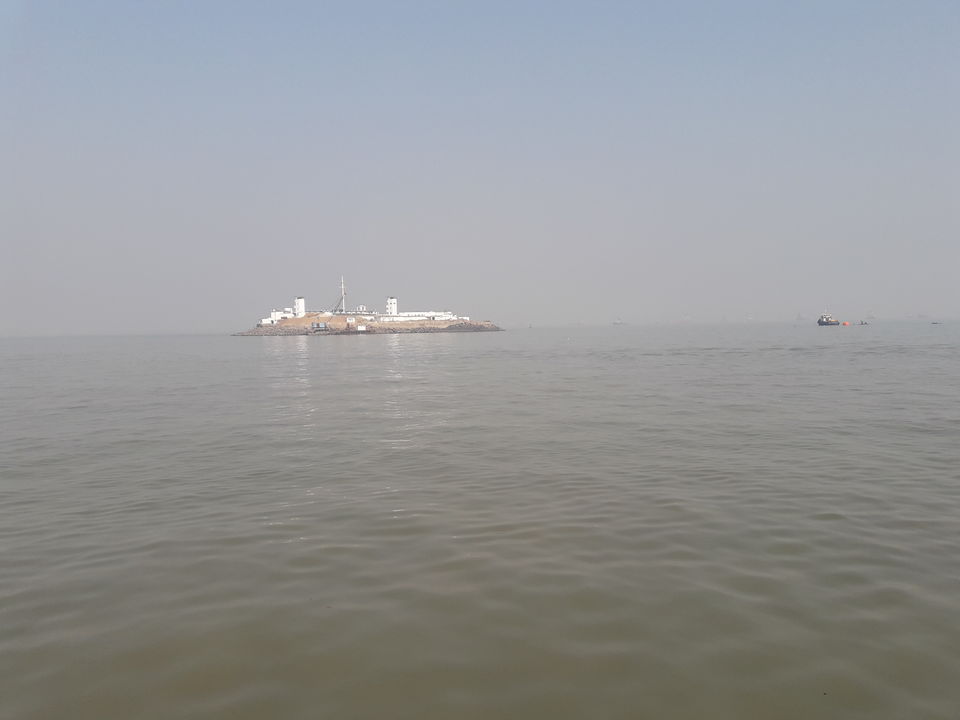 Photo of Elephanta Caves, Gharapuri, Maharashtra, India by Ryokõ-shä