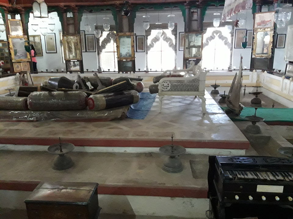 Photo of Aaina Mahal, Bhuj, Gujarat, India by Ryokõ-shä