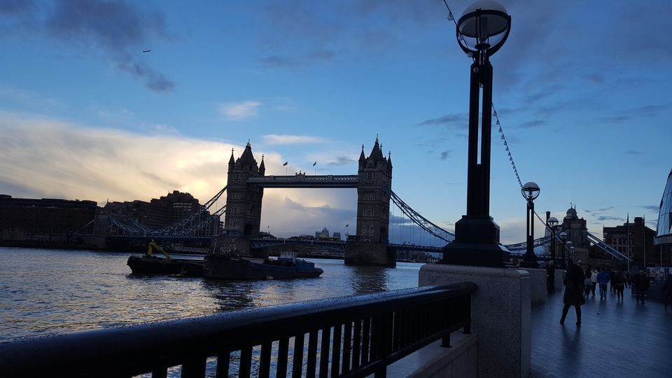 Photo of Living the London Dreams! 4/8 by Ryokõ-shä
