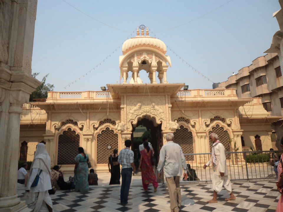 Photo of Mathura Vrindavan - a day in search of the Lord! 12/20 by Ryokõ-shä