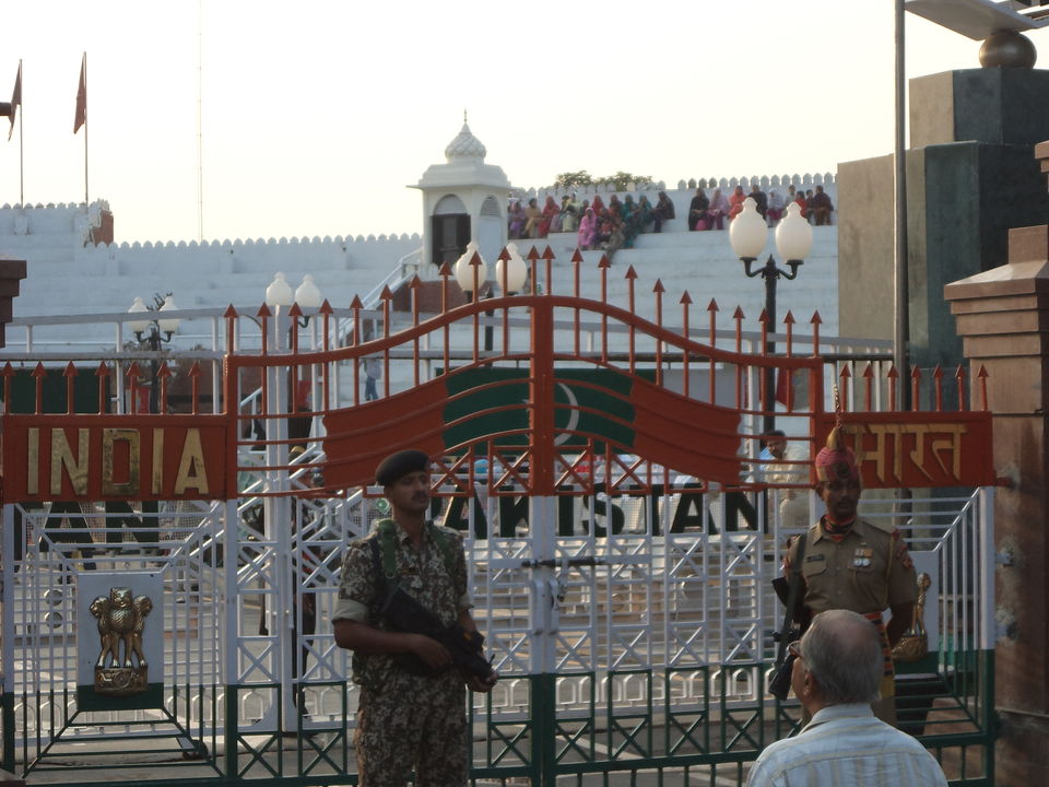 Photo of Wagah, Hardo Rattan, Punjab, India by Ryokõ-shä