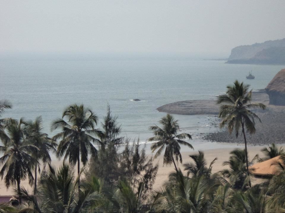 Photo of The lesser known Velneshwar Beach by Ryokõ-shä