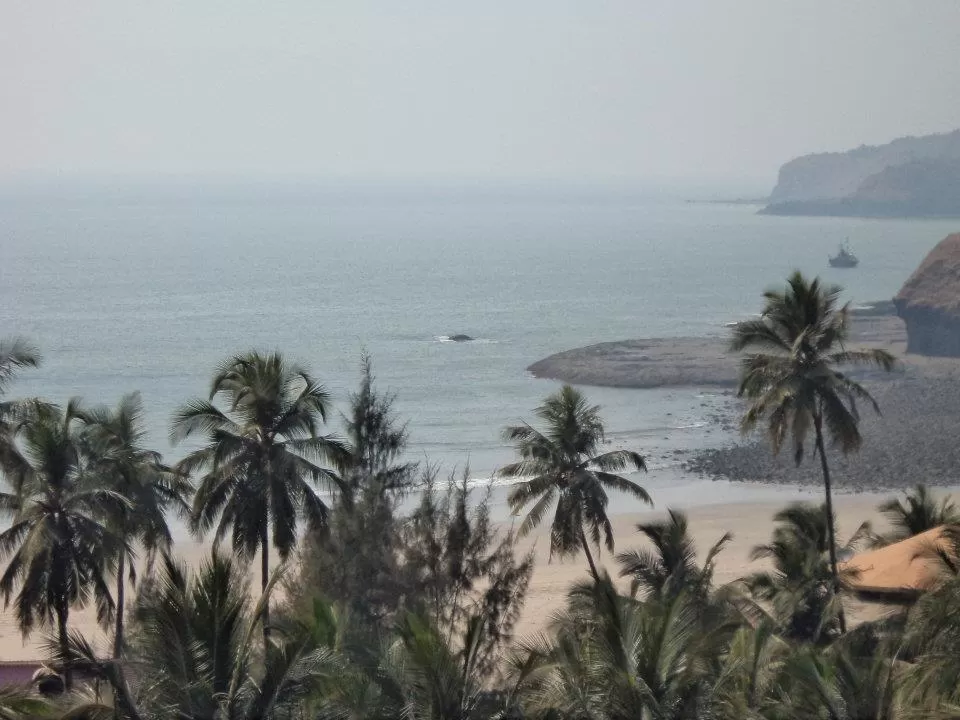 Photo of The lesser known Velneshwar Beach by Ryokõ-shä